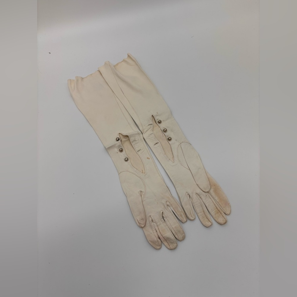Vintage 1940s–50s White Kid Leather Opera Gloves Button Wrist Size 6–7 Real Kid